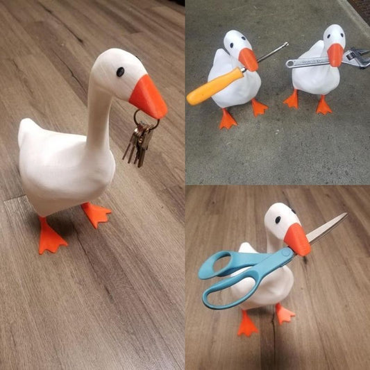 Cute Duck Magnetic Statue Holder for Key Scissors Household Iron Products Resin Decoration