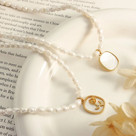 French Baroque Style Freshwater Pearl Chain Oval Plate Inlaid with Zircon Colored Shell Flower Necklace