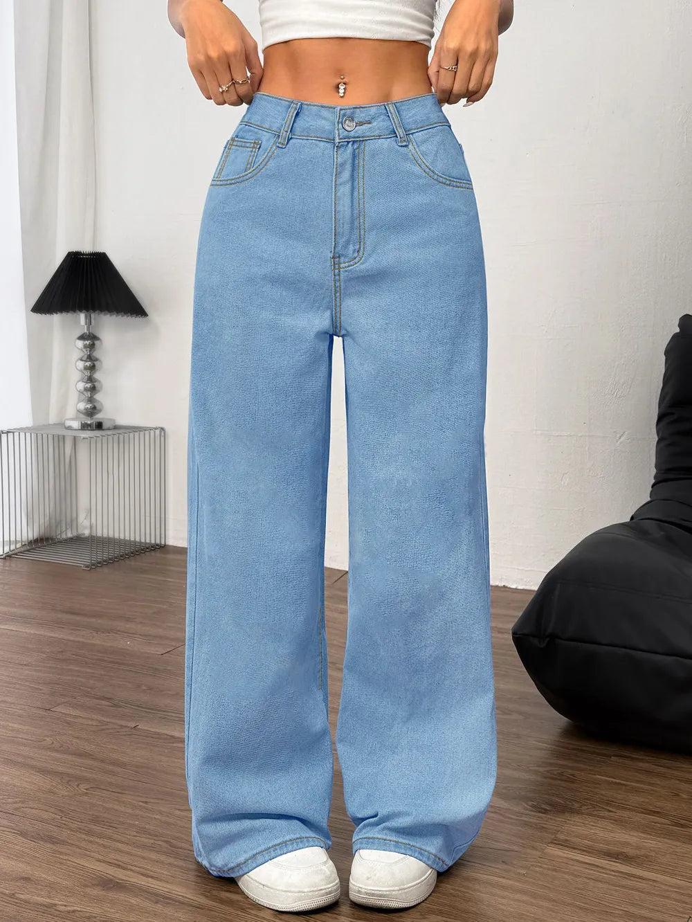 Embroidered Bow Pocket Wide Leg Jeans