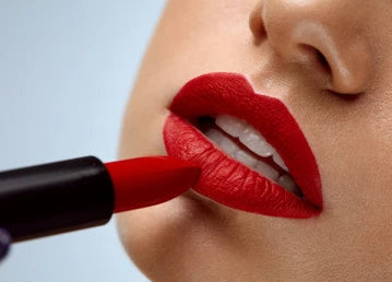 Luxurious Color Renew Lipstick ~ Red Carpet